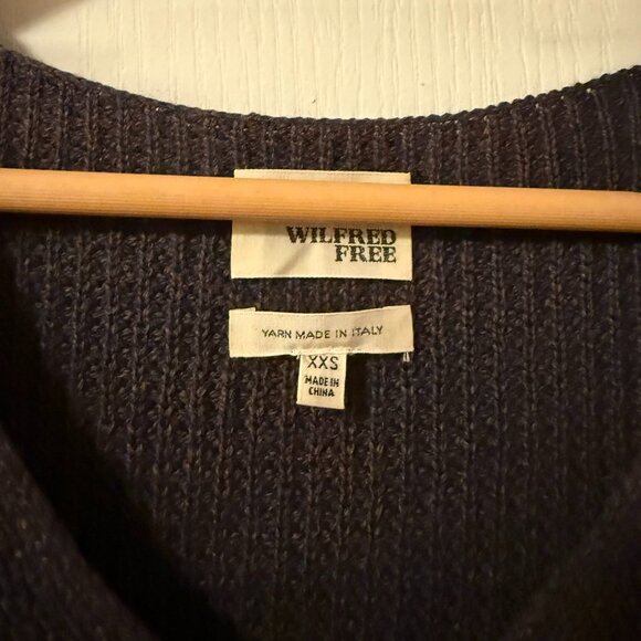 Aritzia Wilfred Free | WOLTER SWEATER WAFFLE KNIT V-NECK 100% Merino Wool | XXS - Picture 4 of 12